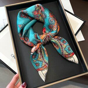 Small square paisley scarf 21" x 21"